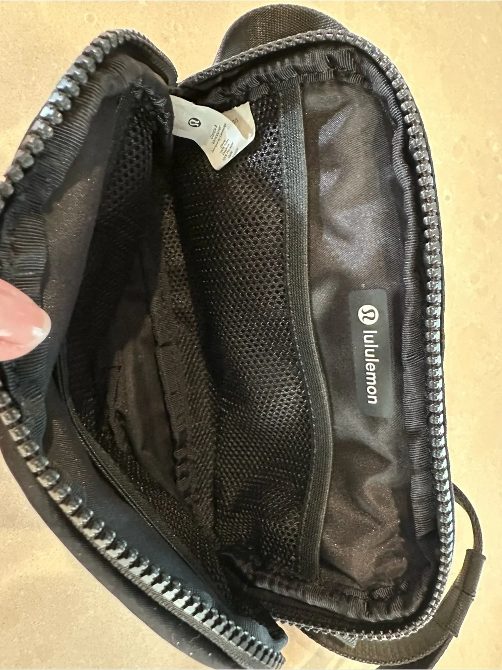 Lululemon Everywhere Belt Bag 1L Black